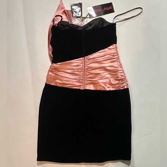 Betsey Johnson - Black Velvet & Pink Bow Dress NWT - Picture 2 of 4
